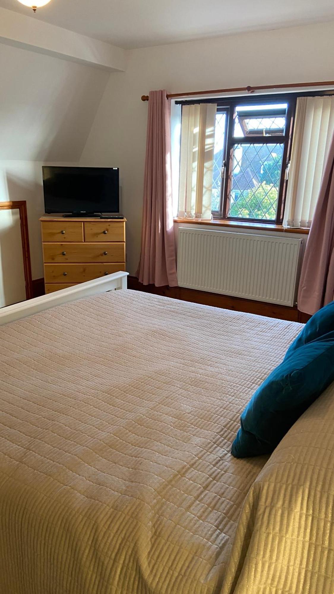 Beautiful Bexhill Cottage With Garden 3 Mins Walk To Beach Ngoại thất bức ảnh